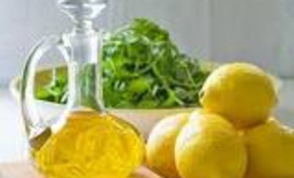 Show_olio-aromatizzato-al-limone-1